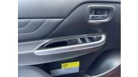 MITSUBISHI - L200 TRITON - 2023/2023 - Vermelha - R$ 220.000,00