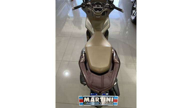 HONDA - PCX - 2022/2022 - Prata - R$ 19.900,00