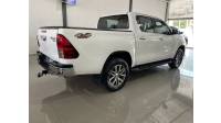 TOYOTA - HILUX - 2017/2017 - Branca - R$ 187.000,00