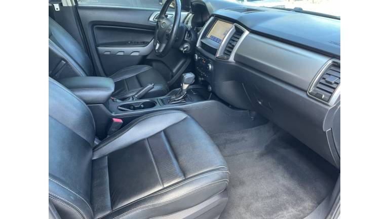 FORD - RANGER - 2021/2021 - Prata - R$ 163.900,00