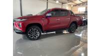 MITSUBISHI - L200 TRITON - 2023/2023 - Vermelha - R$ 220.000,00