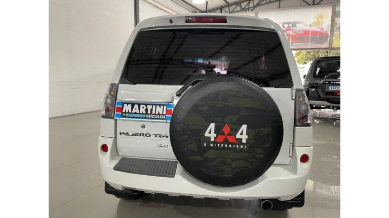 MITSUBISHI - PAJERO TR4 - 2014/2014 - Branca - R$ 61.900,00