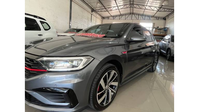 VOLKSWAGEN - JETTA - 2021/2021 - Cinza - R$ 165.900,00