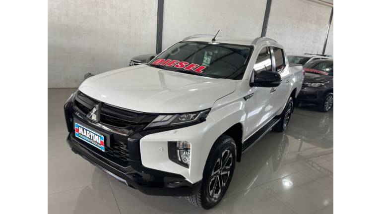 MITSUBISHI - L200 TRITON - 2023/2023 - Branca - R$ 207.900,00