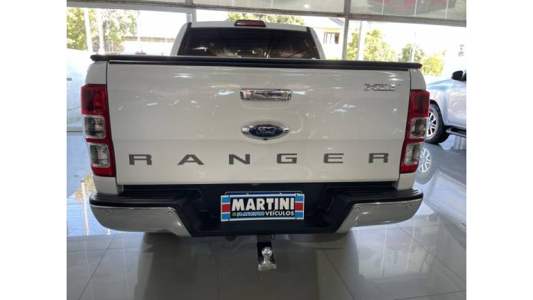 FORD - RANGER - 2019/2019 - Branca - R$ 148.900,00