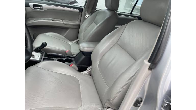 MITSUBISHI - PAJERO DAKAR - 2011/2011 - Prata - R$ 102.900,00