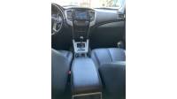 MITSUBISHI - L200 TRITON - 2023/2023 - Vermelha - R$ 220.000,00
