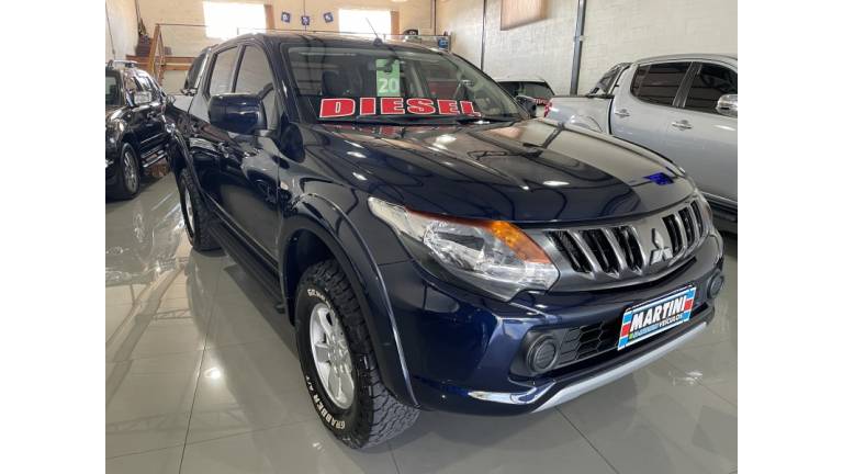 MITSUBISHI - L200 TRITON - 2020/2020 - Azul - R$ 146.000,00