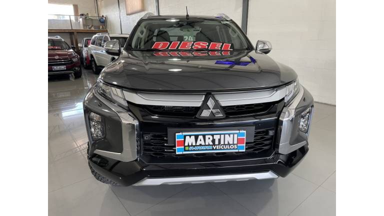 MITSUBISHI - L200 TRITON - 2023/2024 - Cinza - R$ 237.000,00