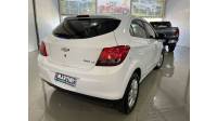CHEVROLET - ONIX - 2013/2013 - Branca - R$ 46.900,00
