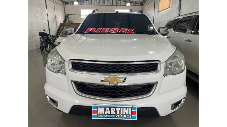 CHEVROLET - S10 - 2016/2016 - Branca - R$ 129.900,00