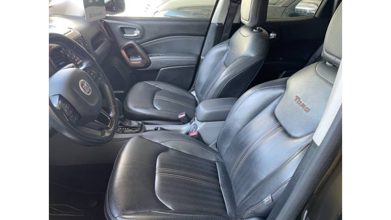 FIAT - TORO - 2017/2017 - Marrom - R$ 95.900,00