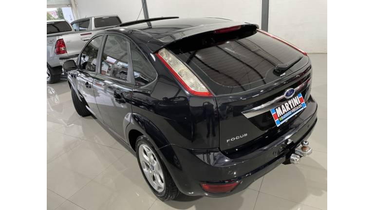 FORD - FOCUS - 2012/2012 - Preta - R$ 48.900,00