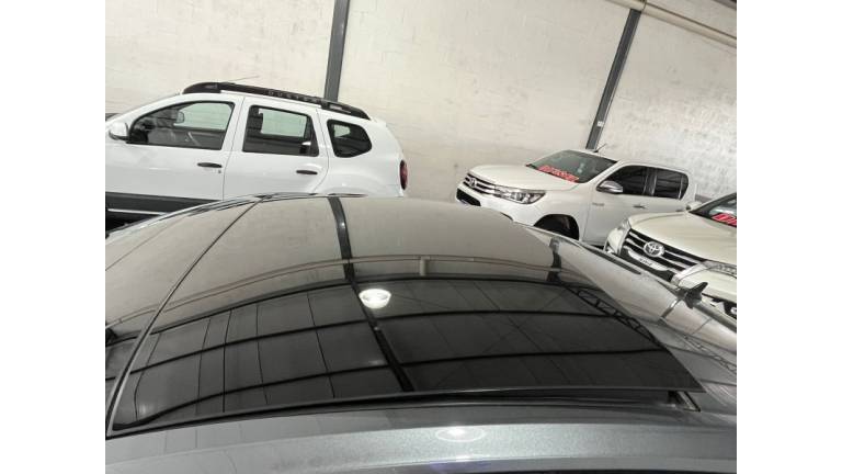 VOLKSWAGEN - JETTA - 2021/2021 - Cinza - R$ 165.900,00