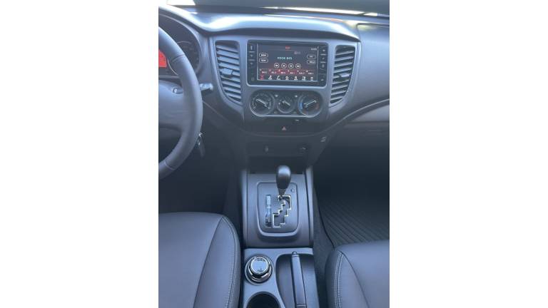 MITSUBISHI - L200 TRITON - 2020/2020 - Azul - R$ 146.000,00