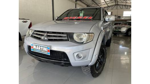 MITSUBISHI - L200 TRITON - 2013/2013 - Prata - R$ 103.900,00