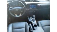 TOYOTA - HILUX - 2024/2024 - Prata - R$ 288.900,00