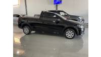 VOLKSWAGEN - SAVEIRO - 2015/2015 - Preta - R$ 48.500,00