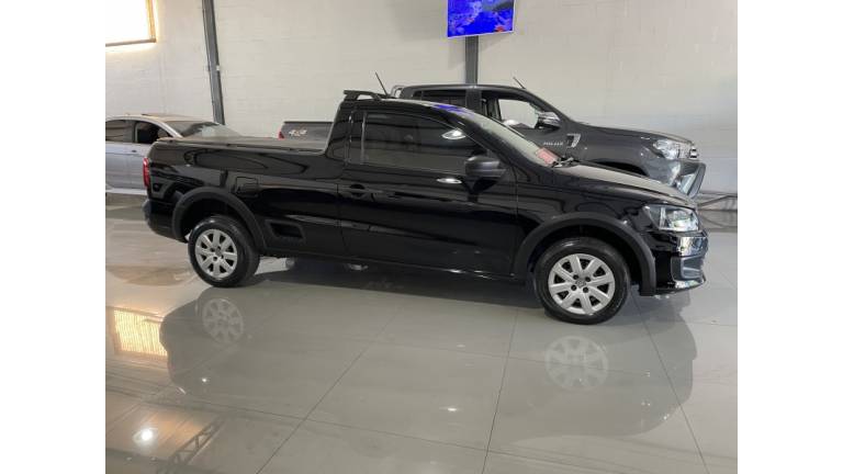VOLKSWAGEN - SAVEIRO - 2015/2015 - Preta - R$ 48.500,00
