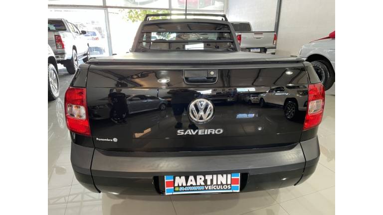 VOLKSWAGEN - SAVEIRO - 2015/2015 - Preta - R$ 48.500,00