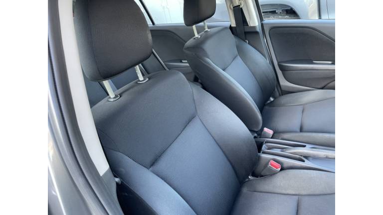 HONDA - CITY - 2015/2015 - Cinza - R$ 68.000,00