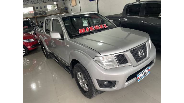 NISSAN - FRONTIER - 2016/2016 - Prata - R$ 103.900,00