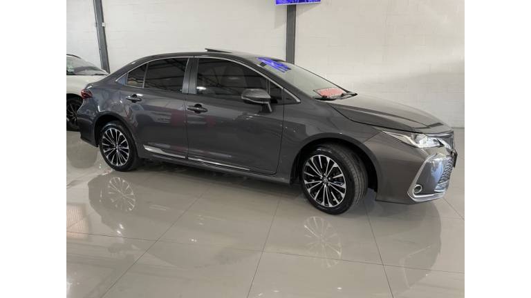 TOYOTA - COROLLA - 2024/2024 - Cinza - R$ 170.000,00