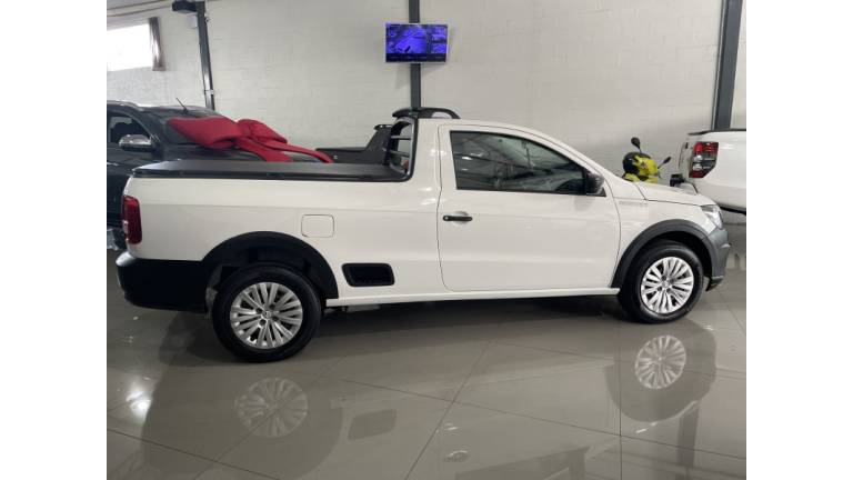VOLKSWAGEN - SAVEIRO - 2021/2021 - Branca - R$ 62.000,00