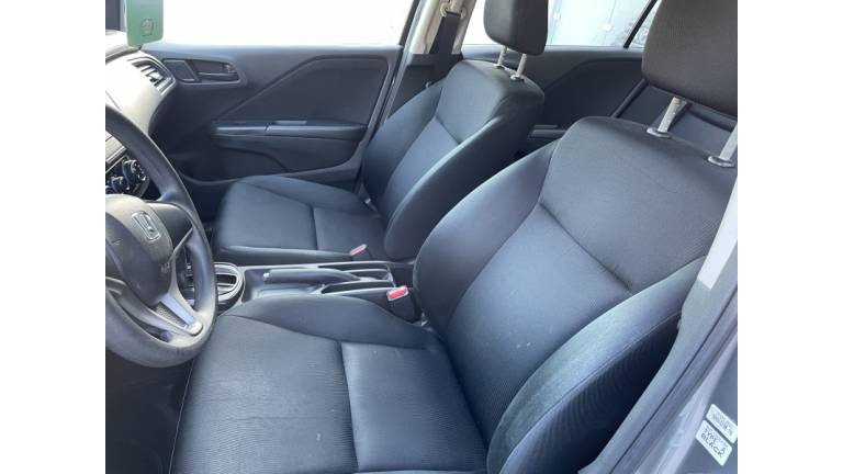 HONDA - CITY - 2015/2015 - Cinza - R$ 68.000,00