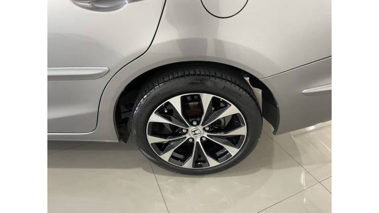 HONDA - CIVIC - 2016/2016 - Cinza - R$ 88.700,00
