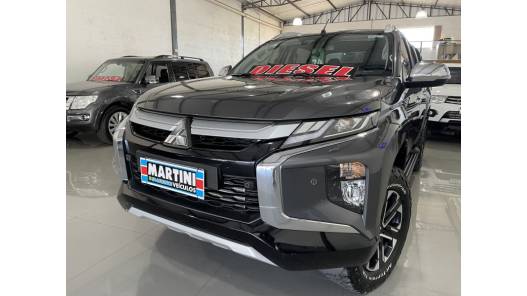 MITSUBISHI - L200 TRITON - 2023/2024 - Cinza - R$ 237.000,00