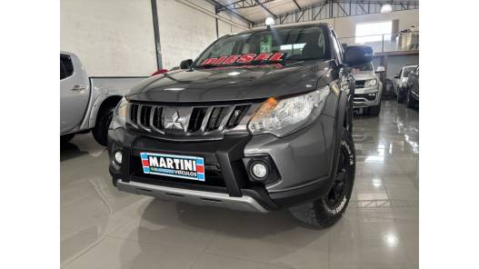 MITSUBISHI - L200 TRITON - 2021/2021 - Cinza - R$ 152.900,00