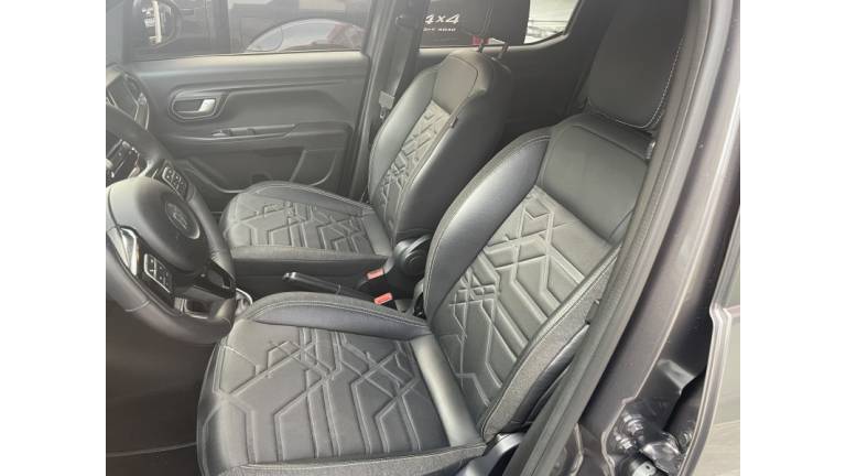 FIAT - STRADA - 2023/2023 - Cinza - R$ 110.900,00