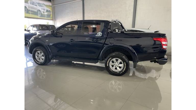 MITSUBISHI - L200 TRITON - 2020/2020 - Azul - R$ 146.000,00