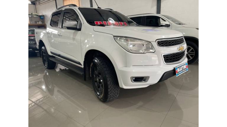 CHEVROLET - S10 - 2016/2016 - Branca - R$ 129.900,00