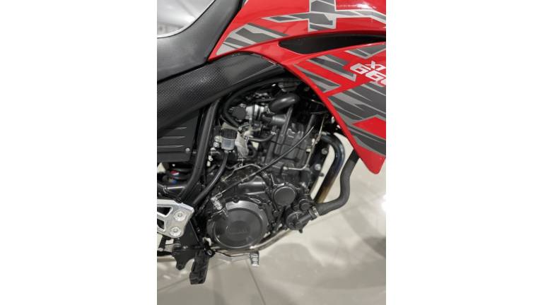 YAMAHA - XT - 2009/2009 - Vermelha - R$ 35.900,00