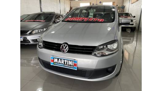VOLKSWAGEN - FOX - 2014/2014 - Prata - R$ 42.900,00