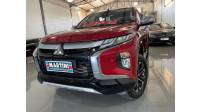MITSUBISHI - L200 TRITON - 2023/2023 - Vermelha - R$ 220.000,00