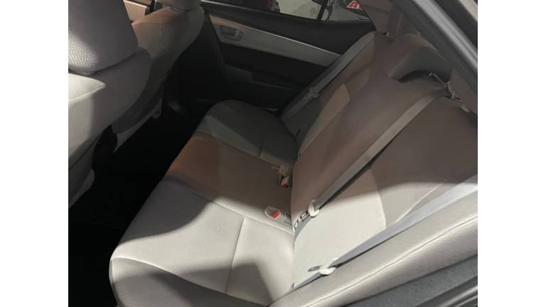 TOYOTA - COROLLA - 2018/2018 - Marrom - R$ 87.900,00
