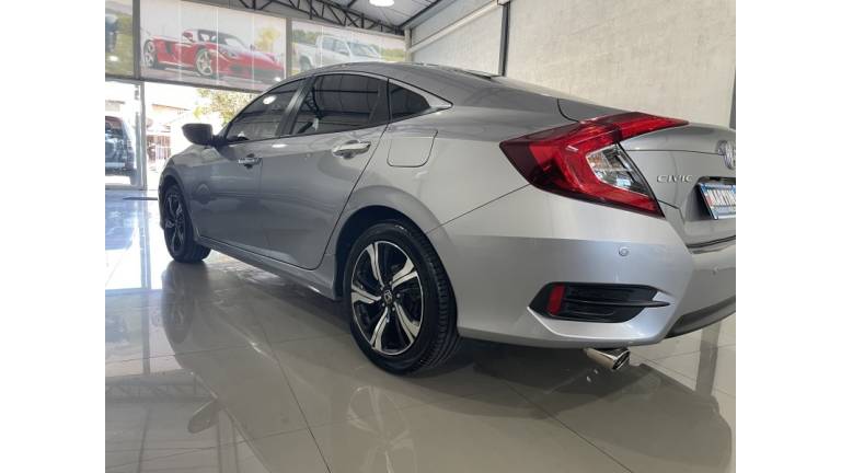 HONDA - CIVIC - 2017/2017 - Prata - R$ 124.900,00