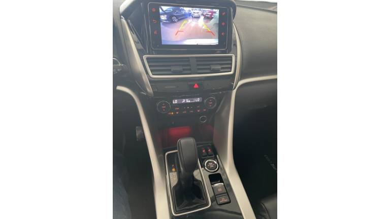 MITSUBISHI - ECLIPSE CROSS - 2019/2019 - Prata - R$ 112.900,00