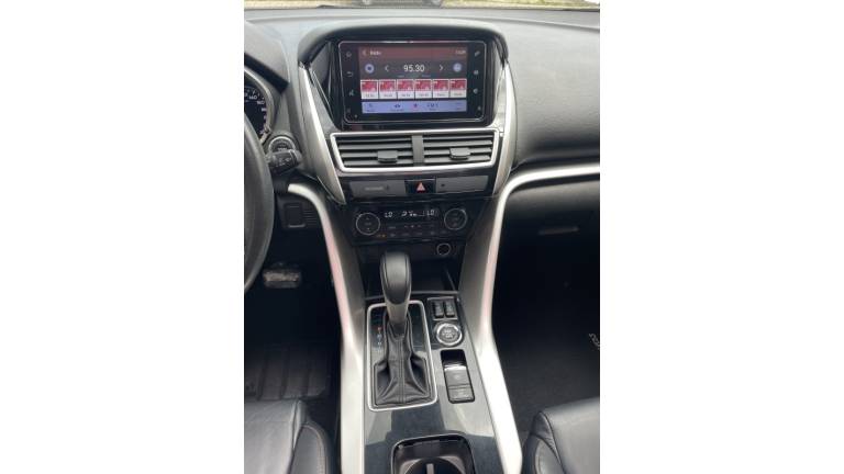 MITSUBISHI - ECLIPSE CROSS - 2019/2019 - Prata - R$ 112.900,00