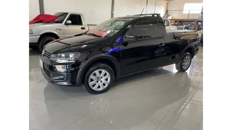 VOLKSWAGEN - SAVEIRO - 2015/2015 - Preta - R$ 48.500,00
