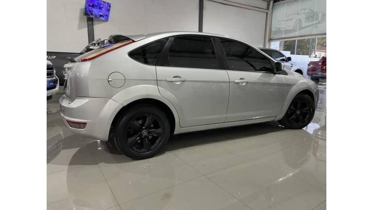 FORD - FOCUS - 2009/2009 - Prata - R$ 36.900,00