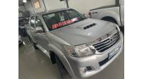 TOYOTA - HILUX - 2013/2013 - Prata - R$ 135.000,00