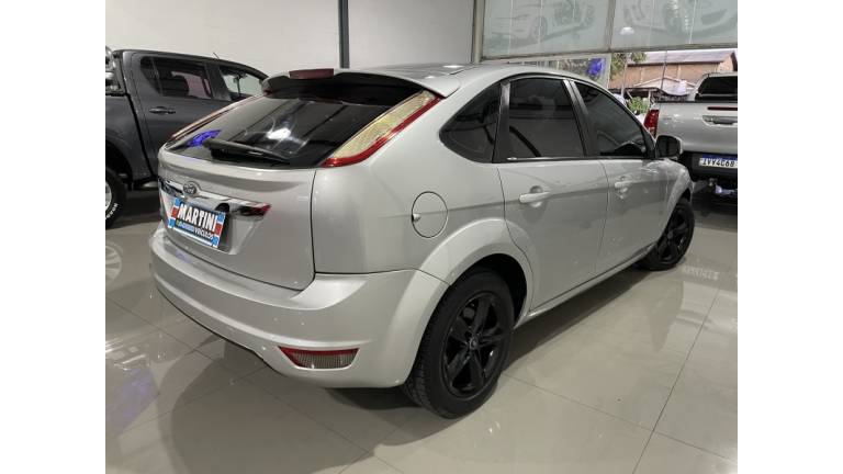 FORD - FOCUS - 2009/2009 - Prata - R$ 36.900,00