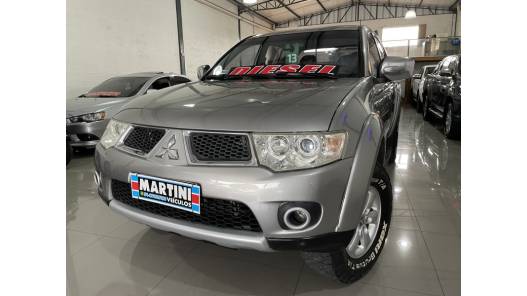MITSUBISHI - L200 TRITON - 2013/2013 - Prata - R$ 102.900,00