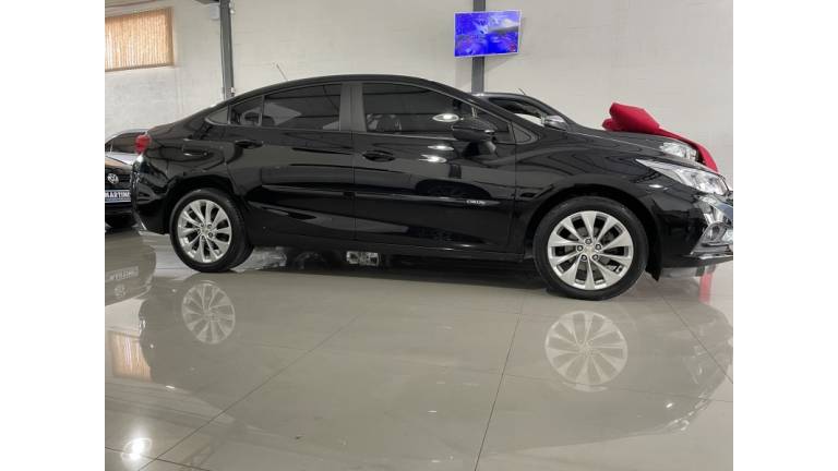 CHEVROLET - CRUZE - 2018/2018 - Preta - R$ 79.900,00
