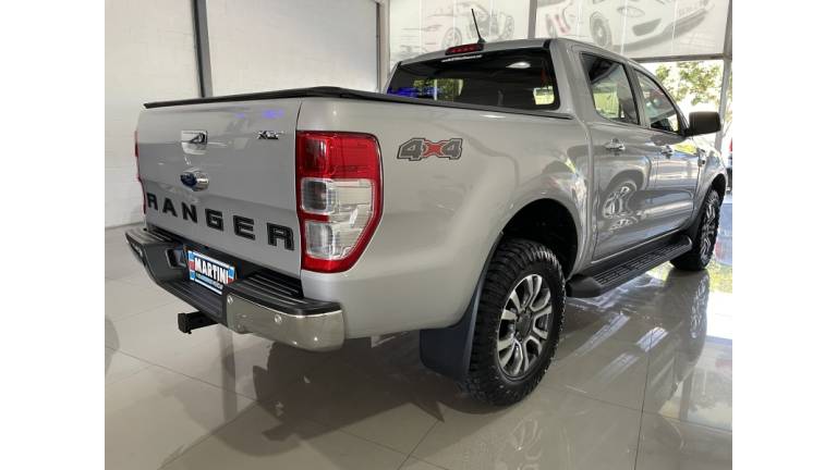 FORD - RANGER - 2021/2021 - Prata - R$ 163.900,00