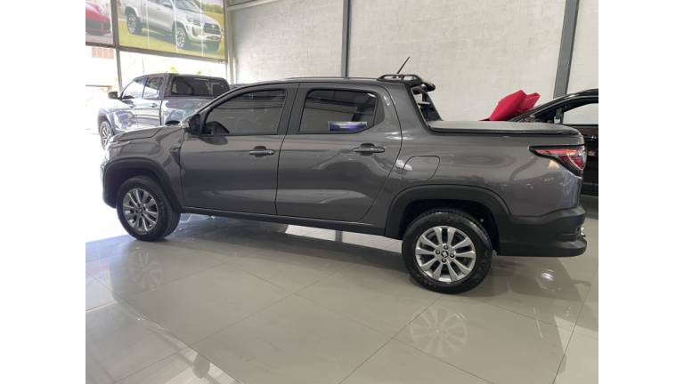 FIAT - STRADA - 2024/2025 - Cinza - R$ 111.900,00